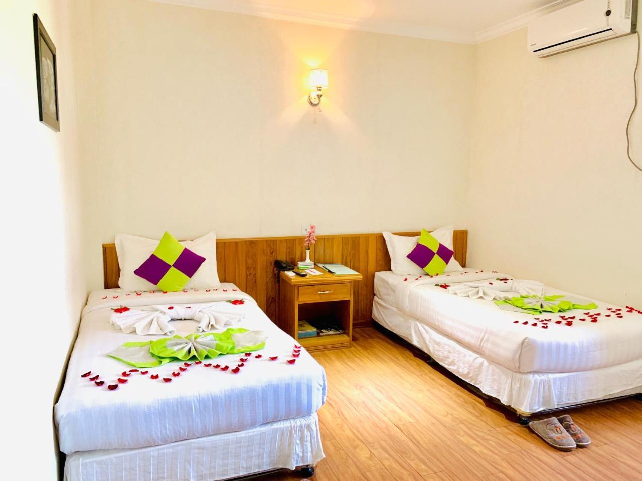 Hotel Rich Pyin Oo Lwin Exterior photo